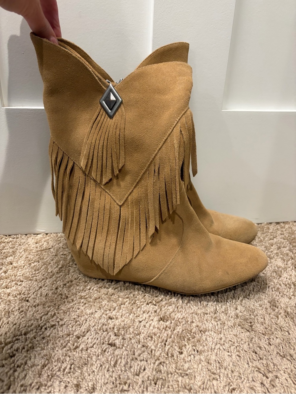 Obsession Rules Hopey Fringe
Suede Boots